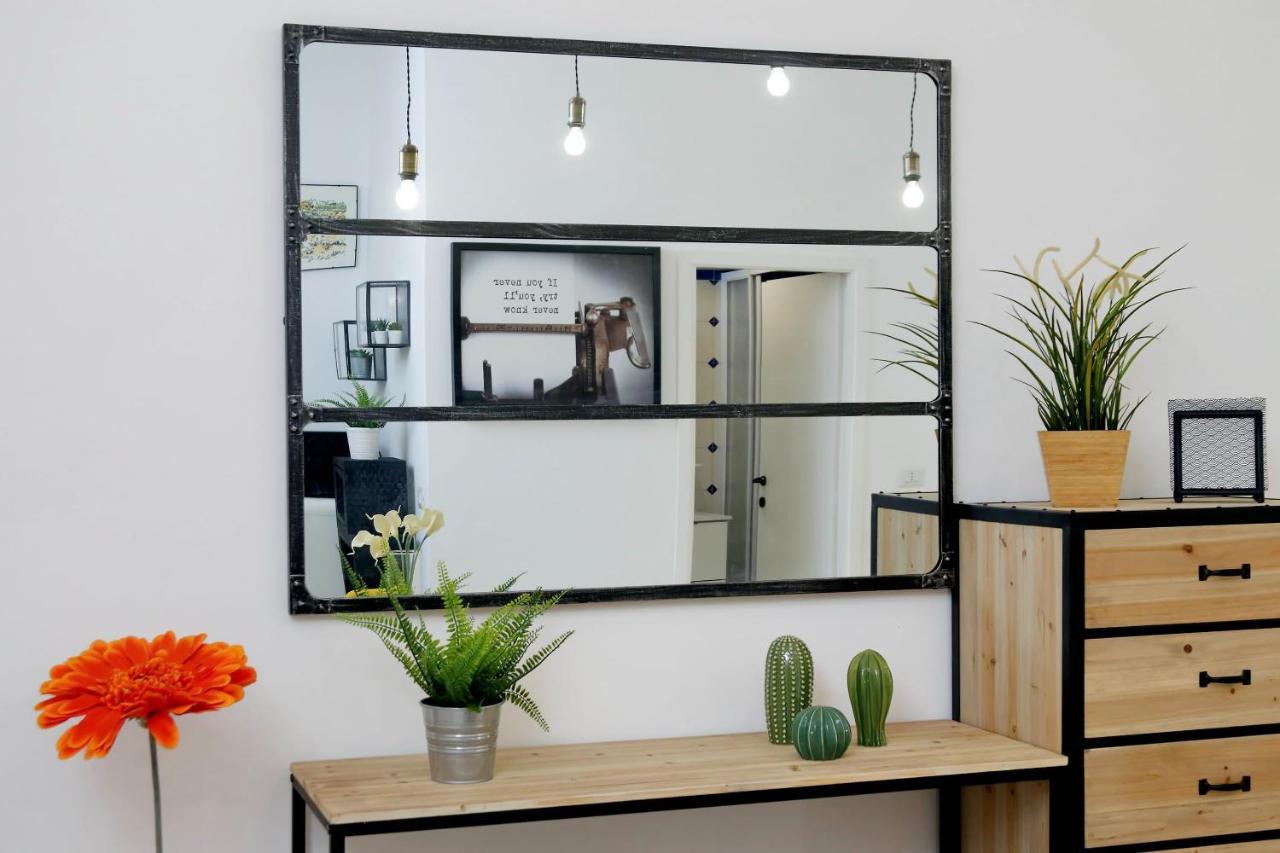 Leonina Charme - My Extra Apartment *